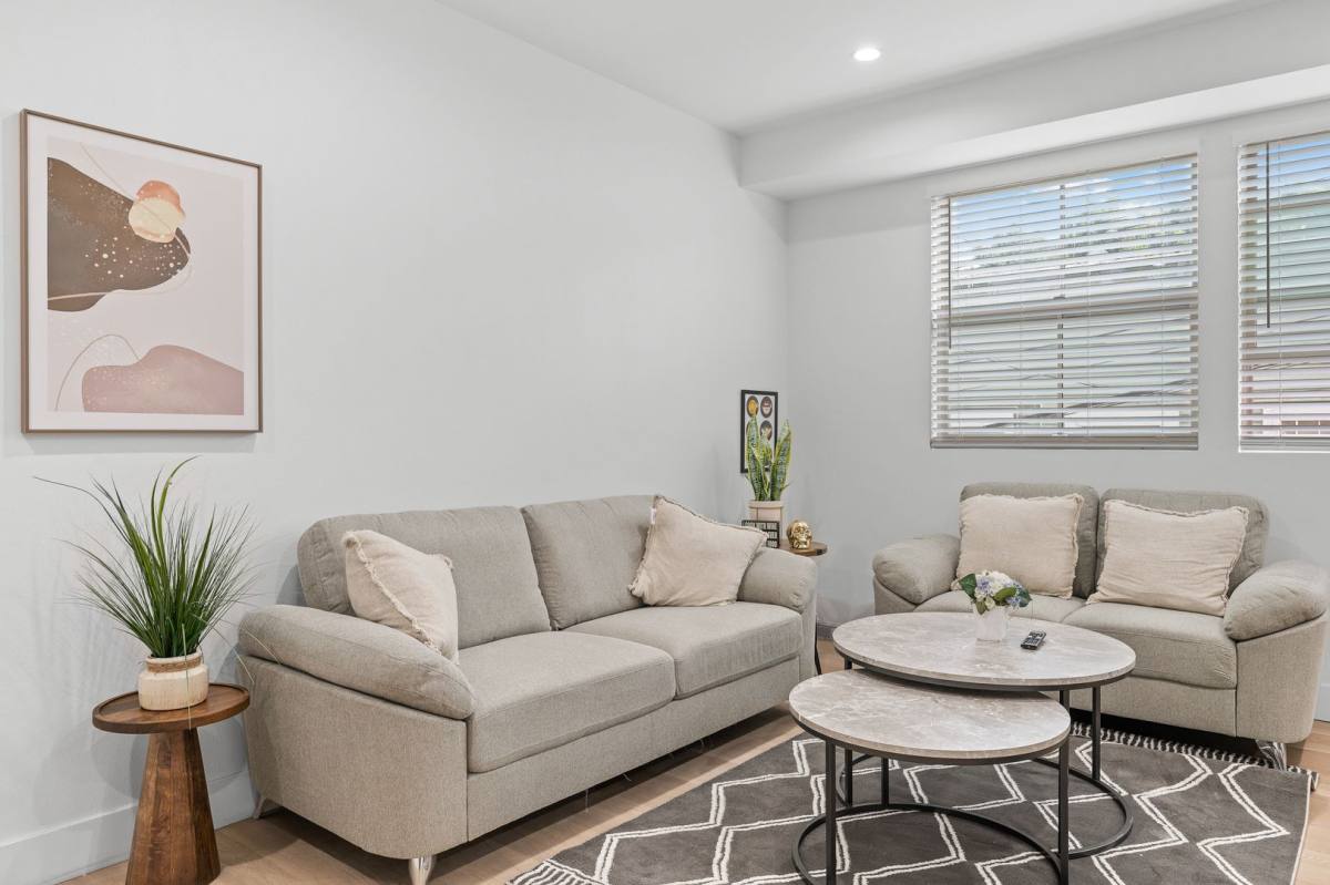 Apartment for rent at 3806 S Budlong Avenue, 1138 W, Los Angeles, CA 90037