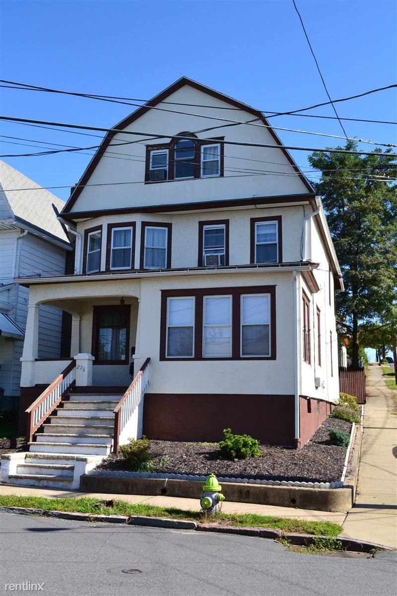 296 Brown St, Wilkes Barre, PA 18702
