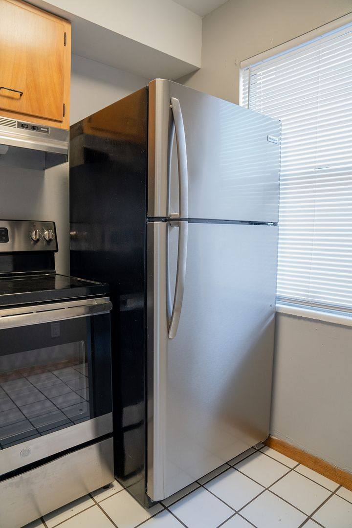 Townhouse for rent at 152 Chittenden Ave, Columbus, OH 43201