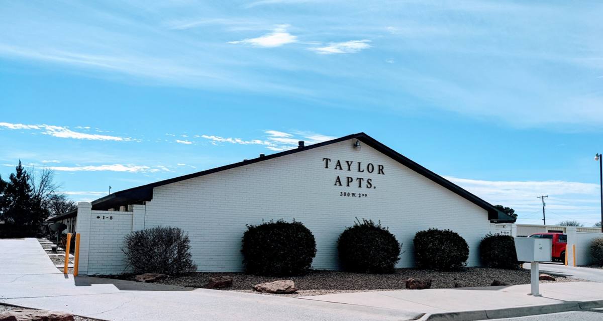 Apartment for rent at 300 W 2nd St, Idalou, TX 79329
