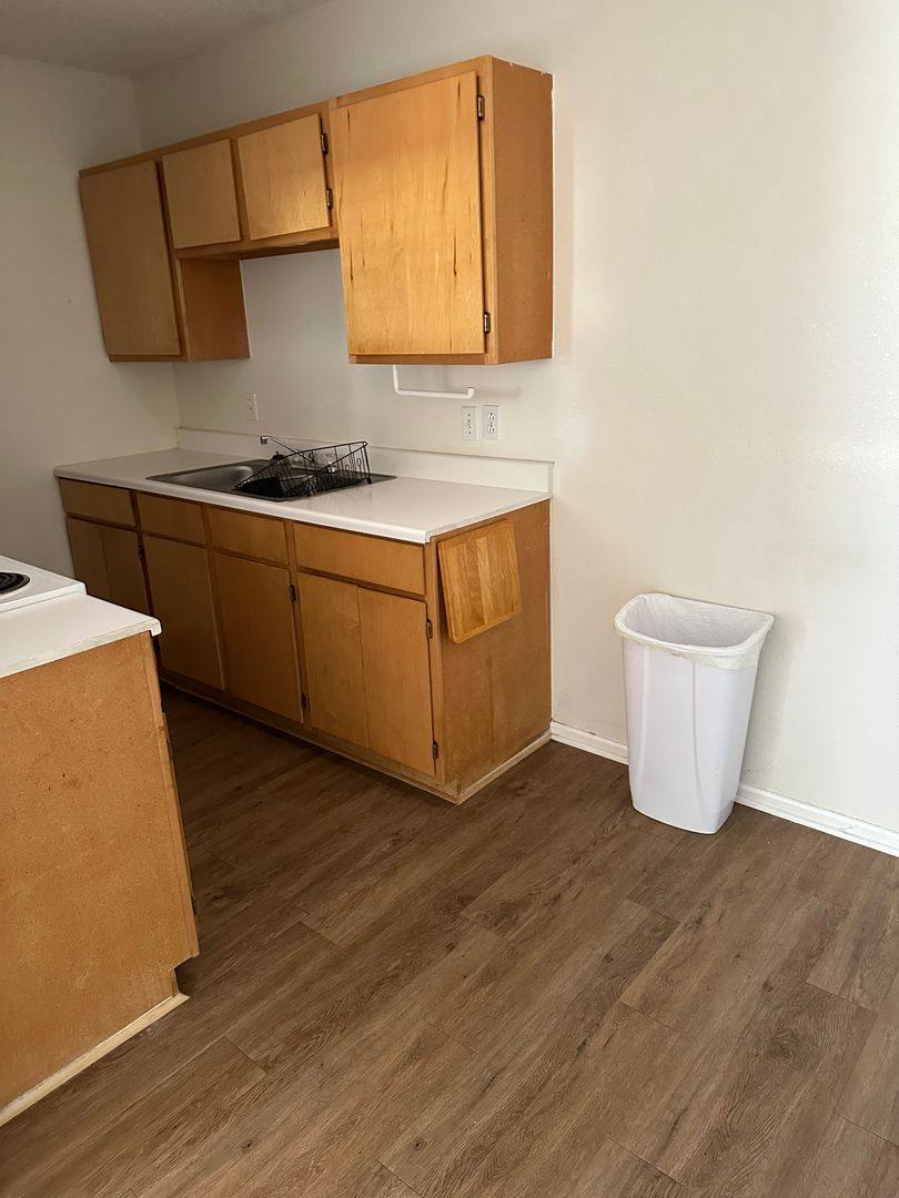 Apartment for rent at 300 W 2nd St, Idalou, TX 79329