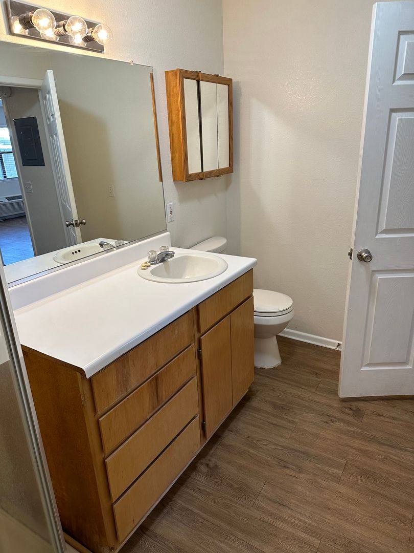 Apartment for rent at 300 W 2nd St, Idalou, TX 79329