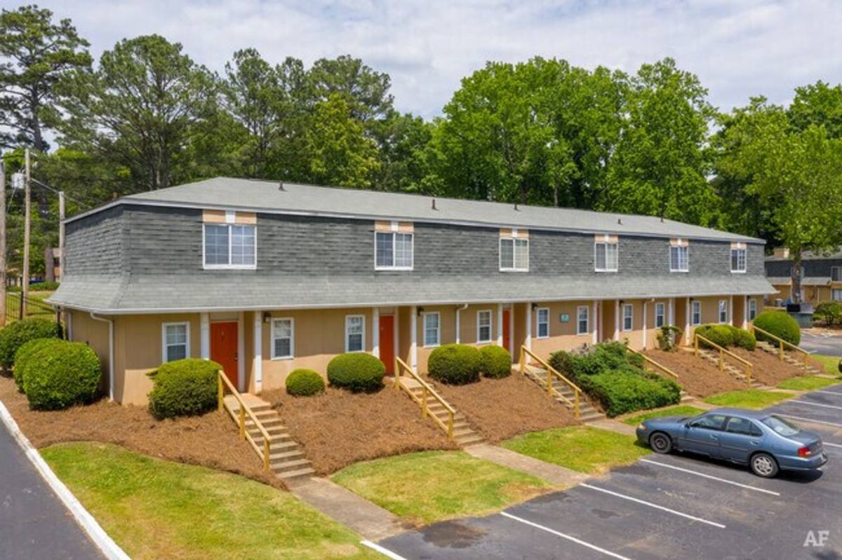 Townhouse for rent at 2420 Heaton Dr, Atlanta, GA 30344