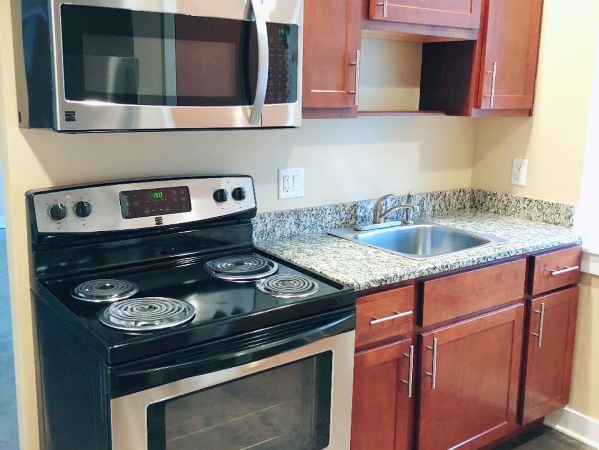 Apartment for rent at 615 Cherry St, Terre Haute, IN 47807