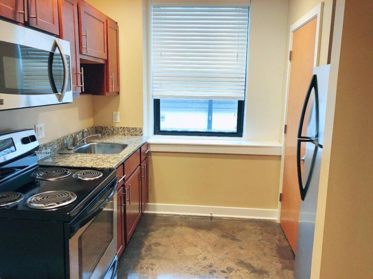 Apartment for rent at 615 Cherry St, Terre Haute, IN 47807