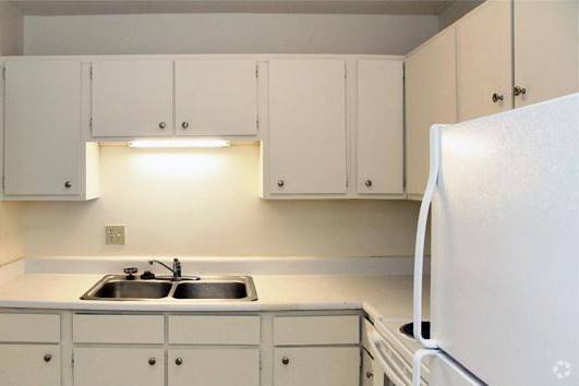 Apartment for rent at 301 Executive Dr N, Newark, OH 43055