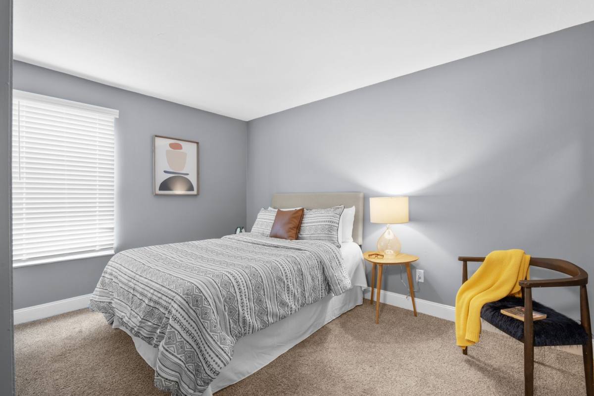 Apartment for rent at 301 Executive Dr N, Newark, OH 43055