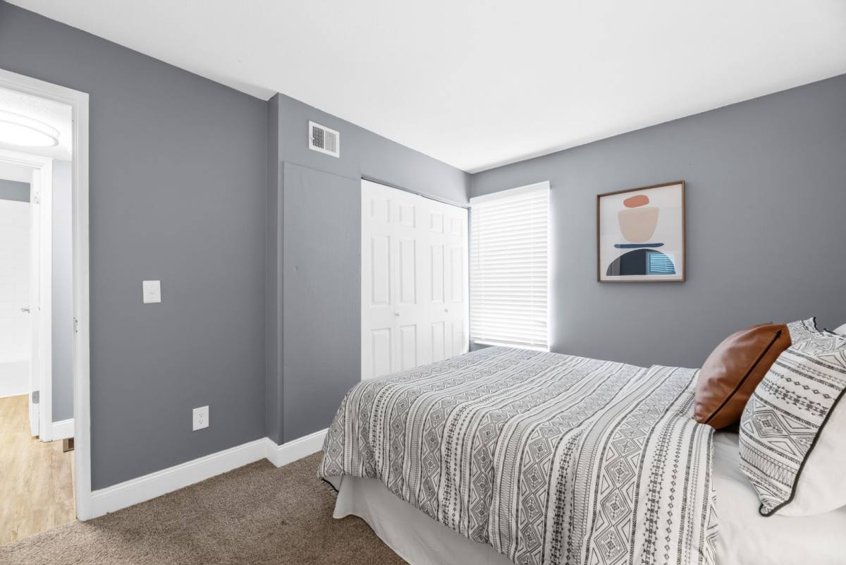 Apartment for rent at 301 Executive Dr N, Newark, OH 43055