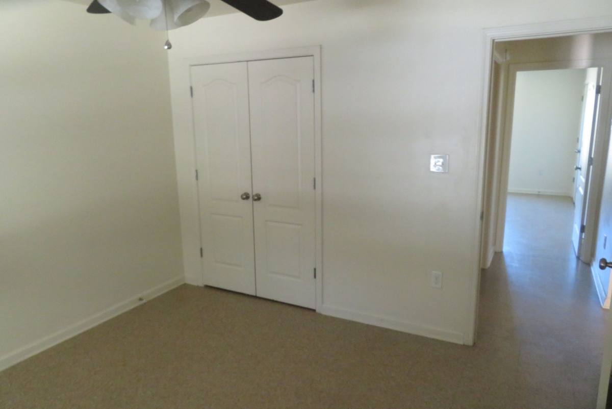 Apartment for rent at 1368 Pitkin Rd, Leesville, LA 71446