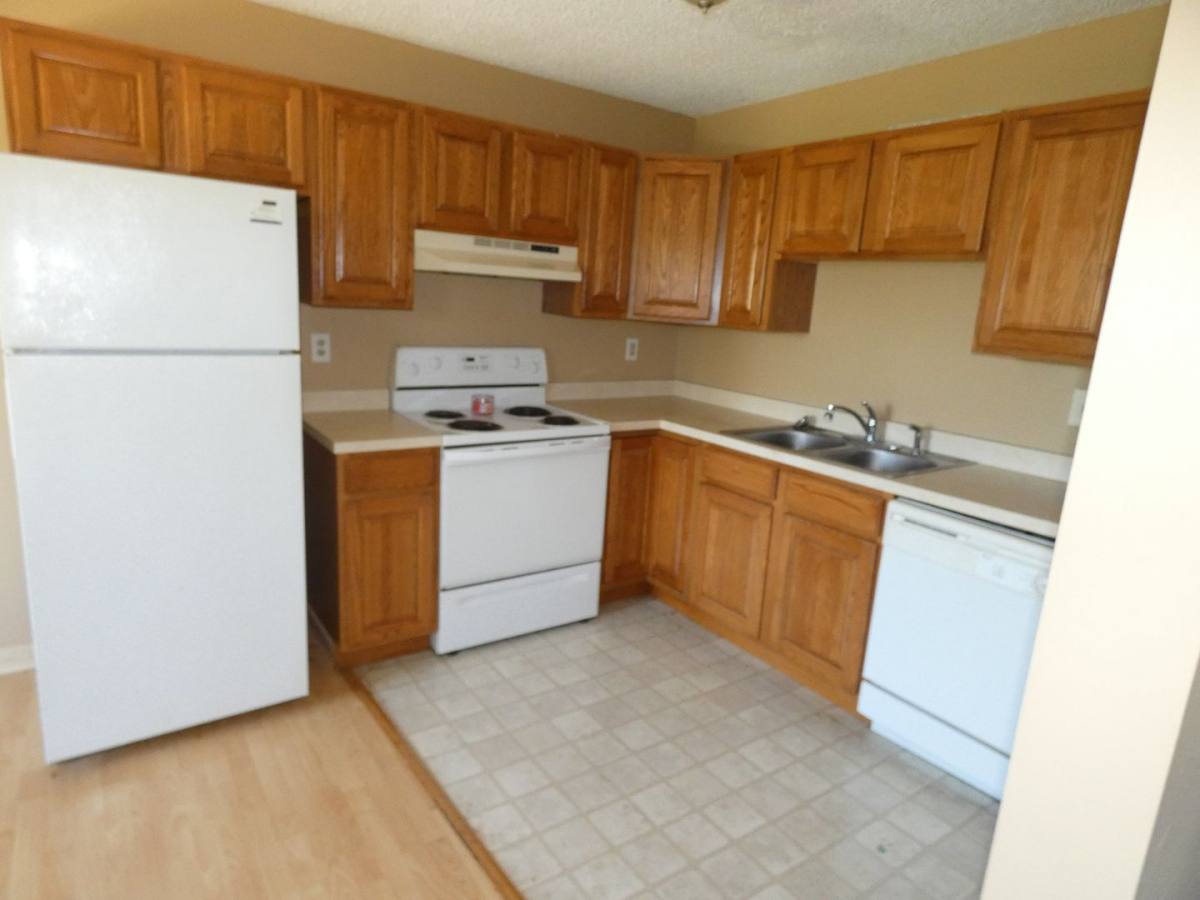 Apartment for rent at 812 Gordon Smith Blvd, Hamilton, OH 45013