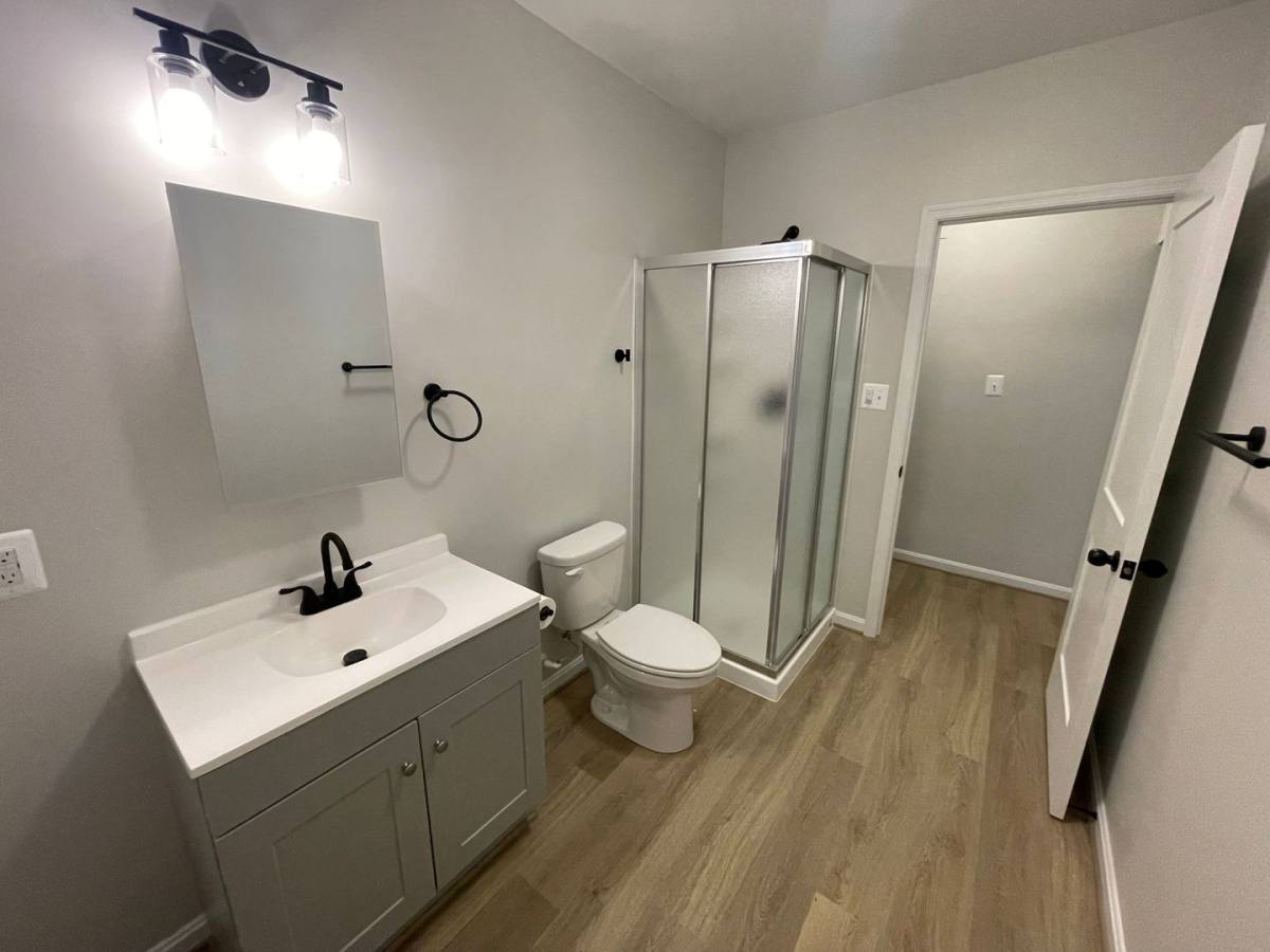 Apartment for rent at 17476 Piney Point Rd, Patuxent River, MD 20670
