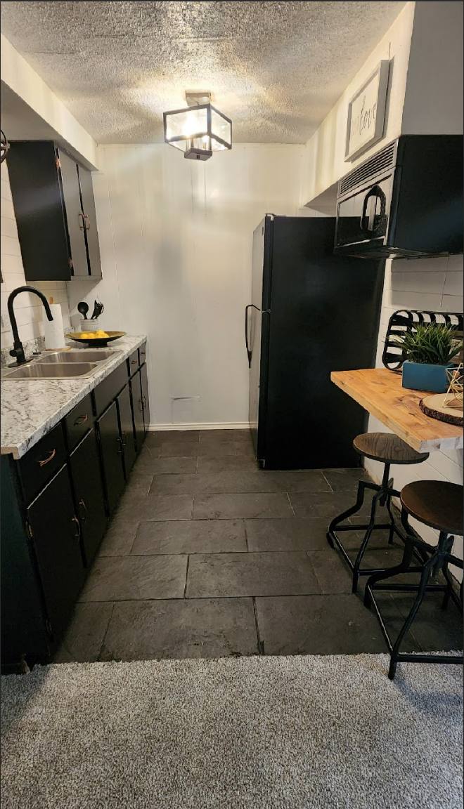 Apartment for rent at 13 N Oakwood Dr #FOREST Park, Oklahoma City, OK 73121