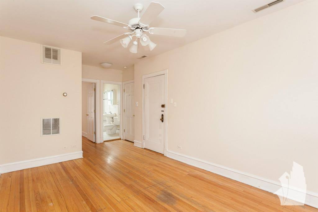 Apartment for rent at 1202 W Wellington Ave #3, Chicago, IL 60657
