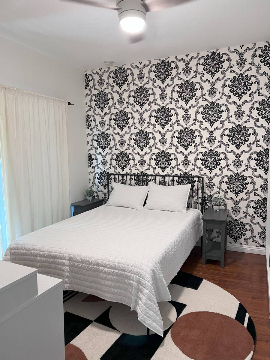Apartment for rent at 221 S Gale Dr #230, Beverly Hills, CA 90211