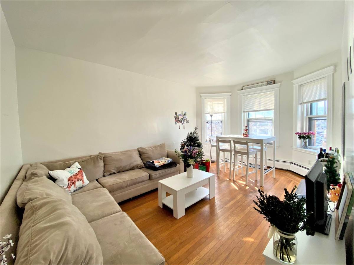 Apartment for rent at 447 Park Dr #3D, Boston, MA 02215