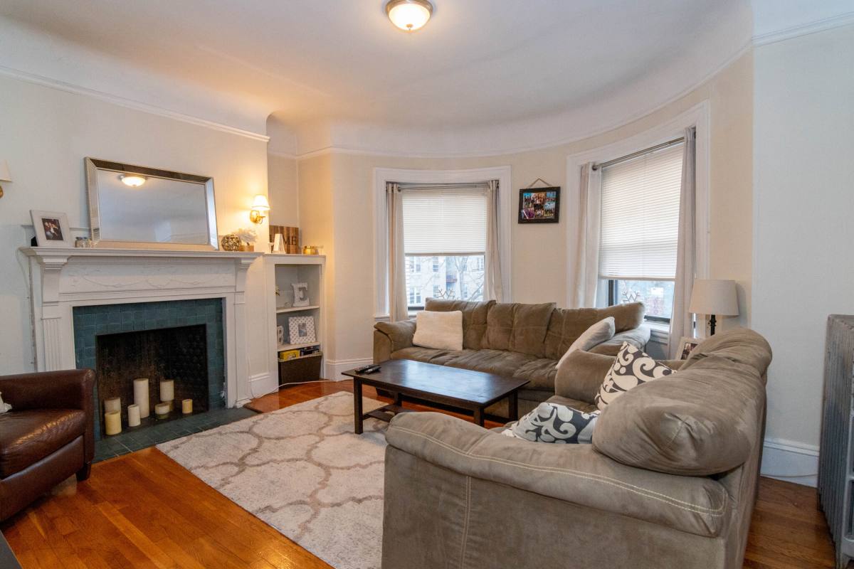 Apartment for rent at 48 Babcock St #7, Brookline, MA 02446