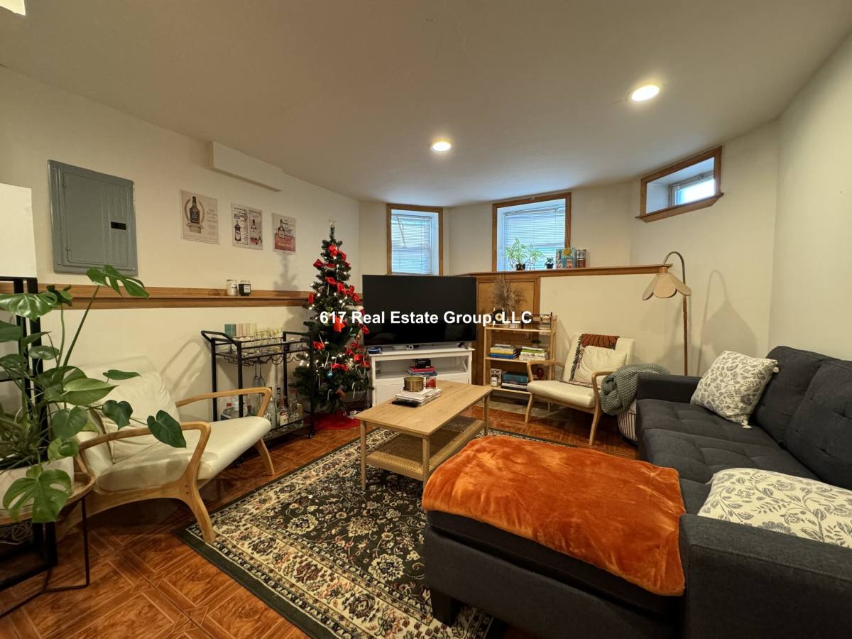 Apartment for rent at 94 Pleasant St #O2, Brookline, MA 02446