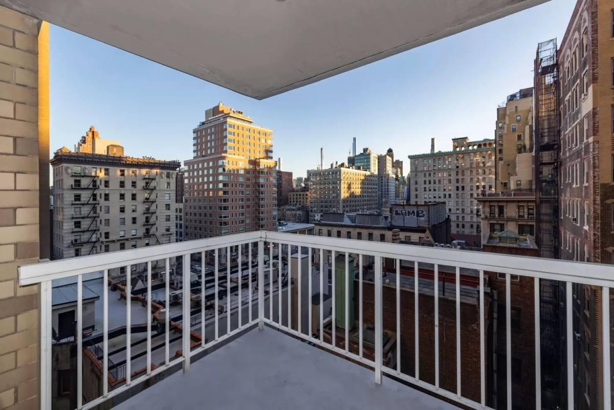 Apartment for rent at 424 W End Ave #1111, New York, NY 10024