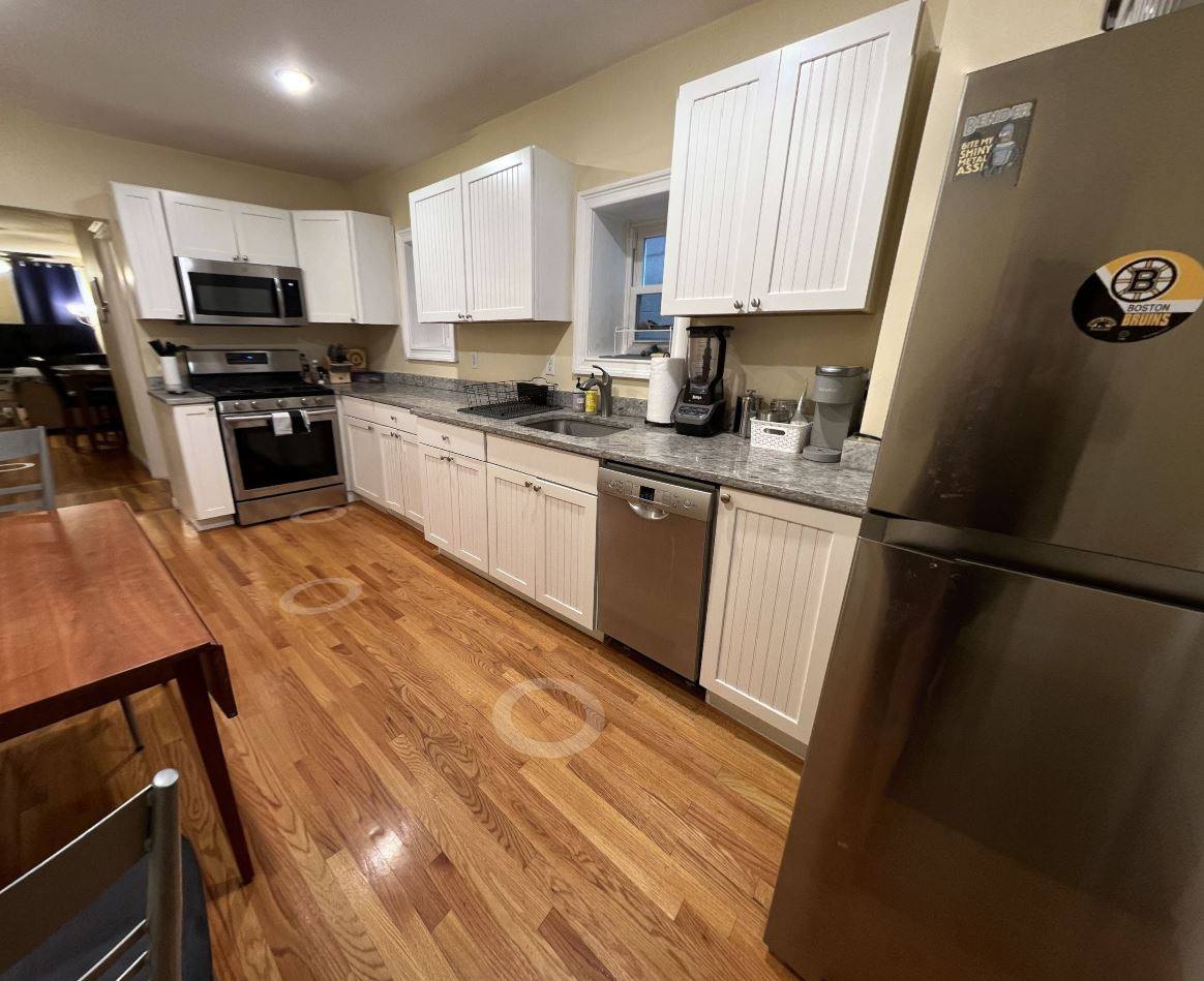 Apartment for rent at 41 Cross St #I, Somerville, MA 02145