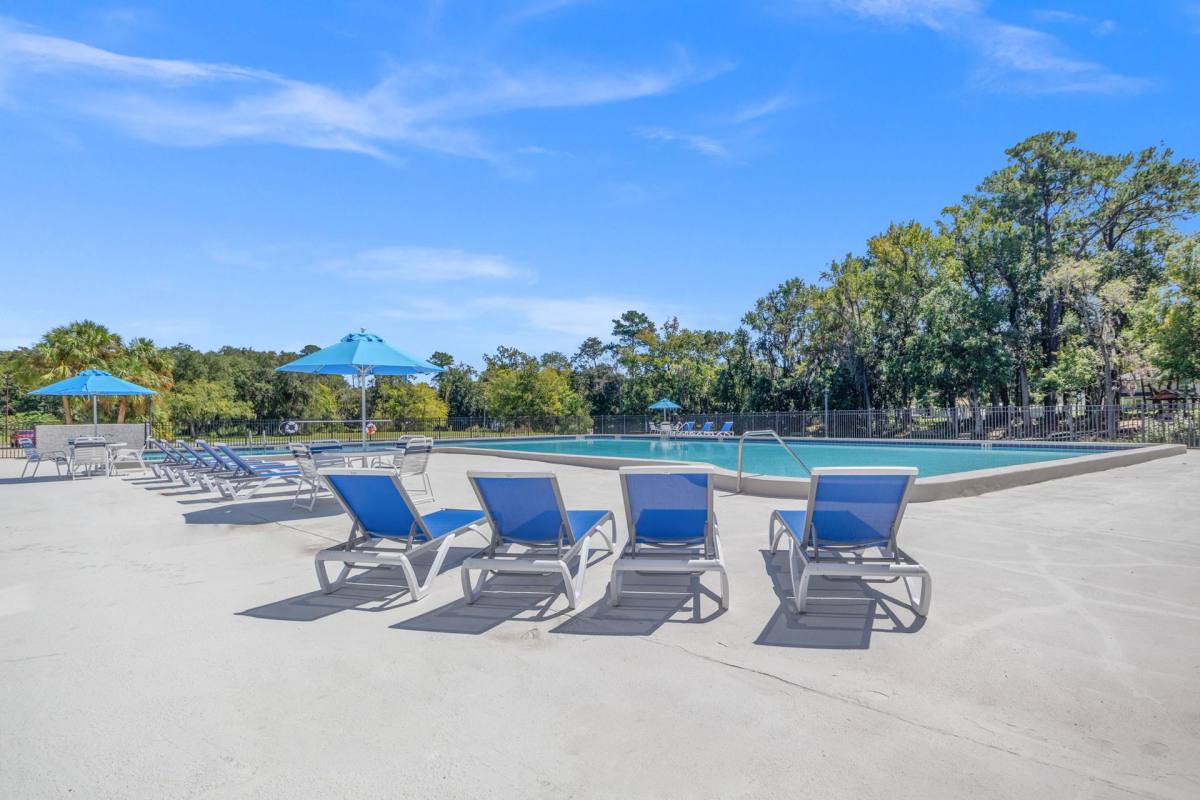 Apartment for rent at 1591 Lane Ave S, Jacksonville, FL 32210