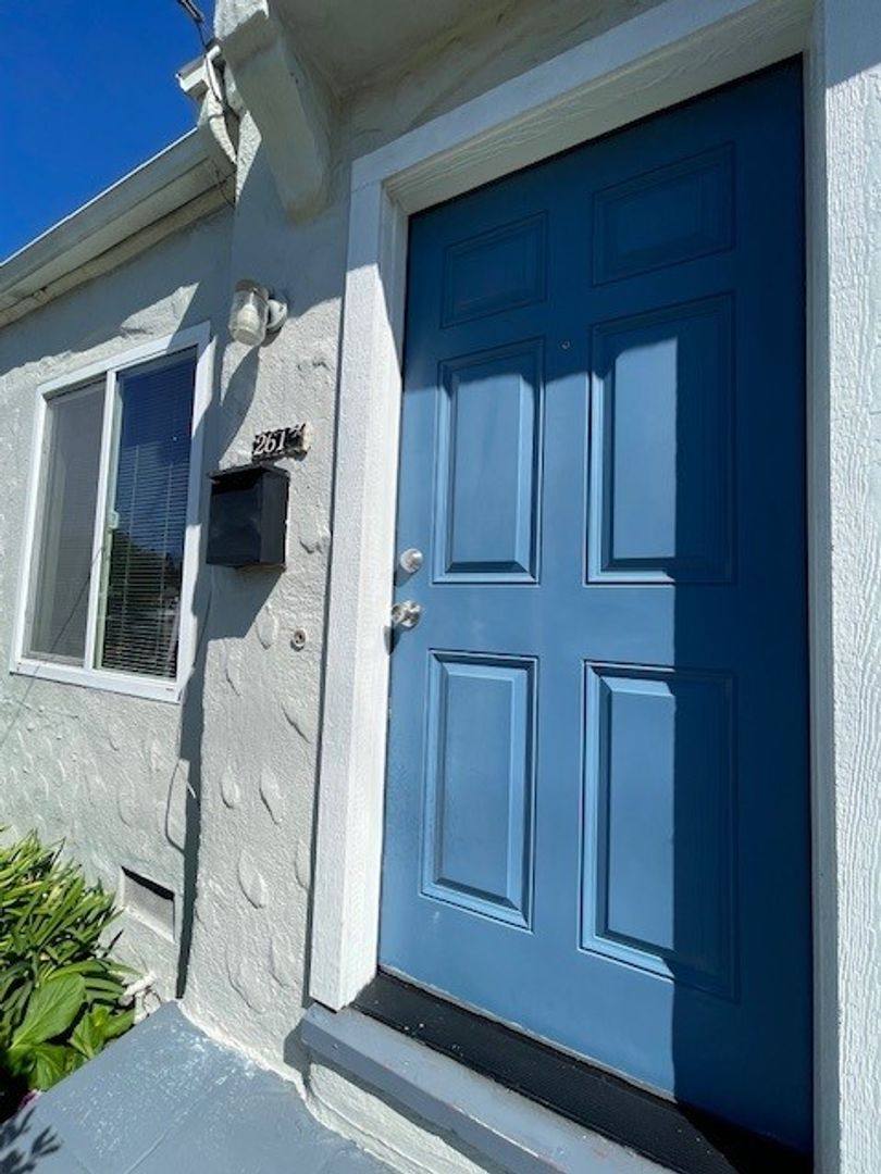 Apartment for rent at 2617 Sacramento St, Berkeley, CA 94703