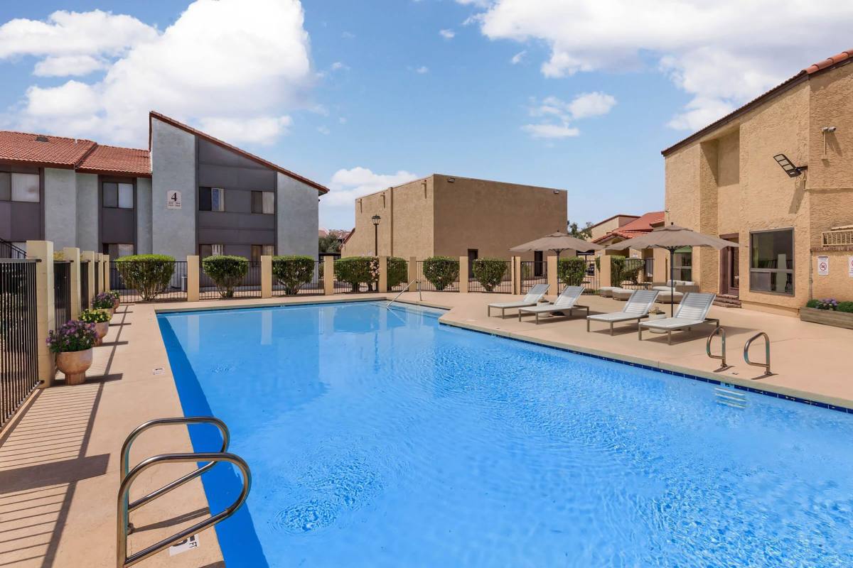 Apartment for rent at 5535 W McDowell Rd, Phoenix, AZ 85035