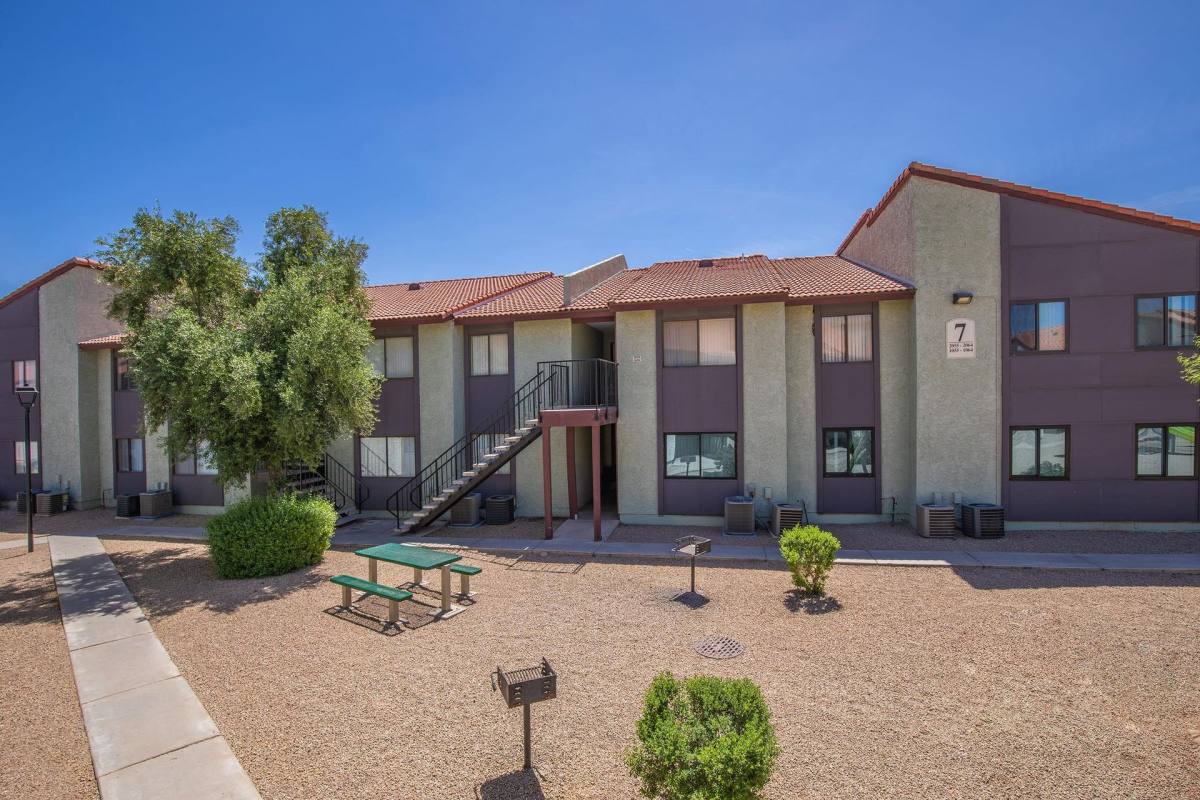 Apartment for rent at 5535 W McDowell Rd, Phoenix, AZ 85035