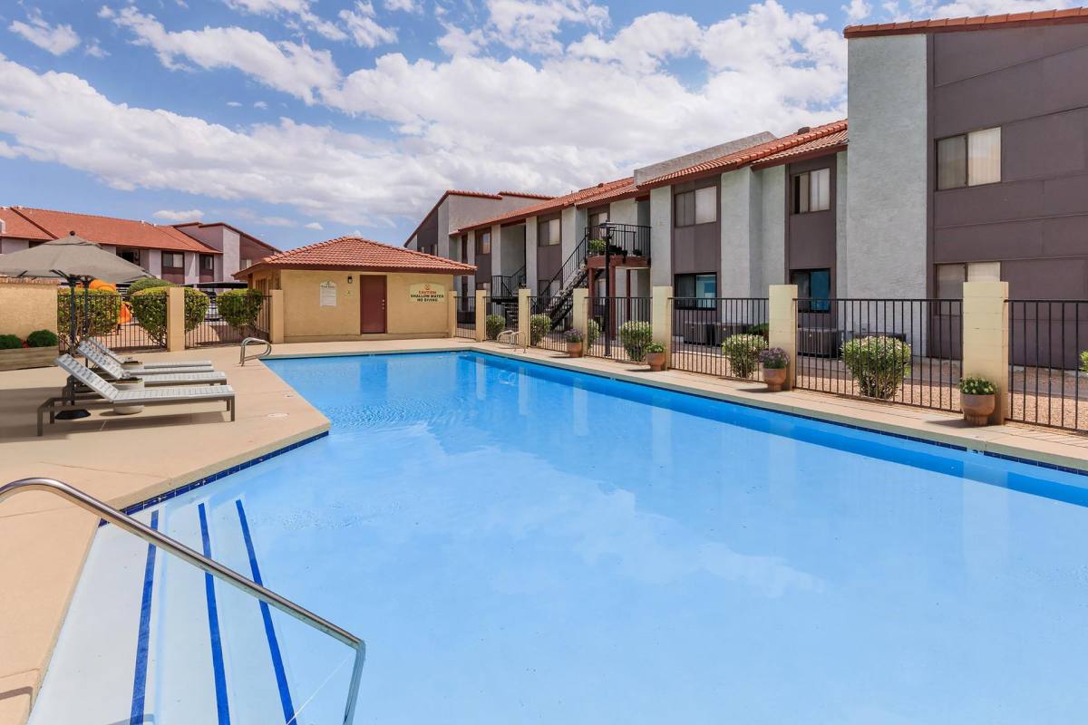 Apartment for rent at 5535 W McDowell Rd, Phoenix, AZ 85035
