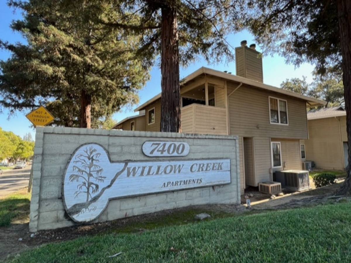 Apartment for rent at 7400 Willowcreek Dr, Citrus Heights, CA 95610