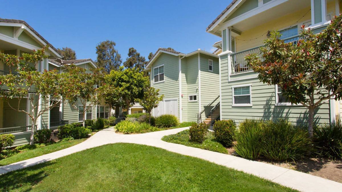 Apartment for rent at 930 Pacific Strand Place, Ventura, CA 93003