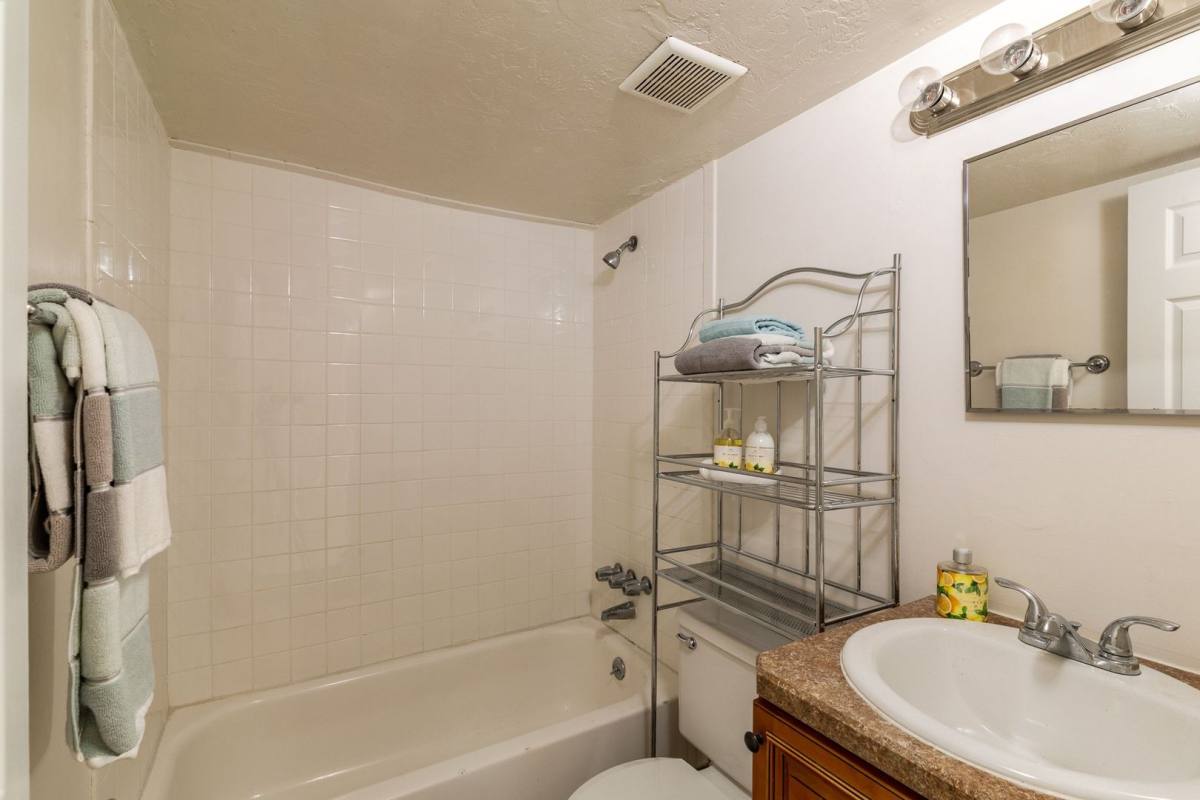 Apartment for rent at 3555 SW 20th Ave, Gainesville, FL 32607