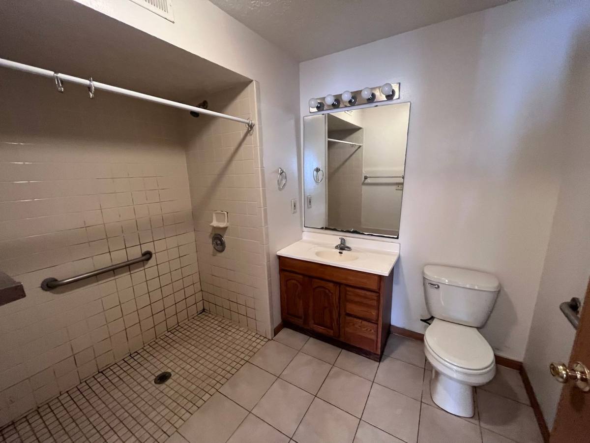 Apartment for rent at 915 N 6th St, Lafayette, IN 47904