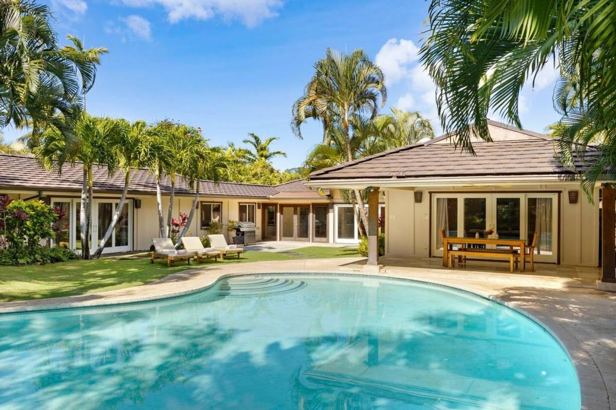 House for rent at 4473 Aukai Ave, Honolulu, HI 96816