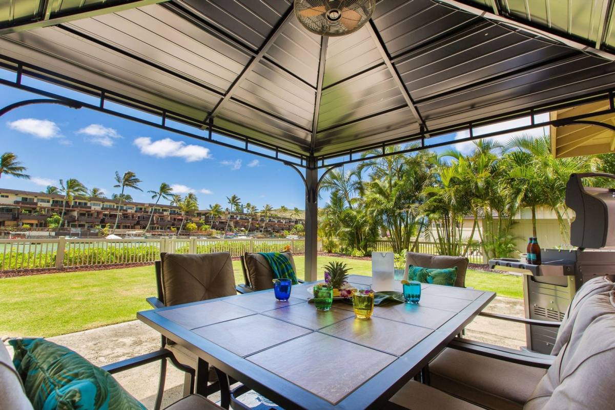 House for rent at 520 Lunalilo Home Rd, Honolulu, HI 96825