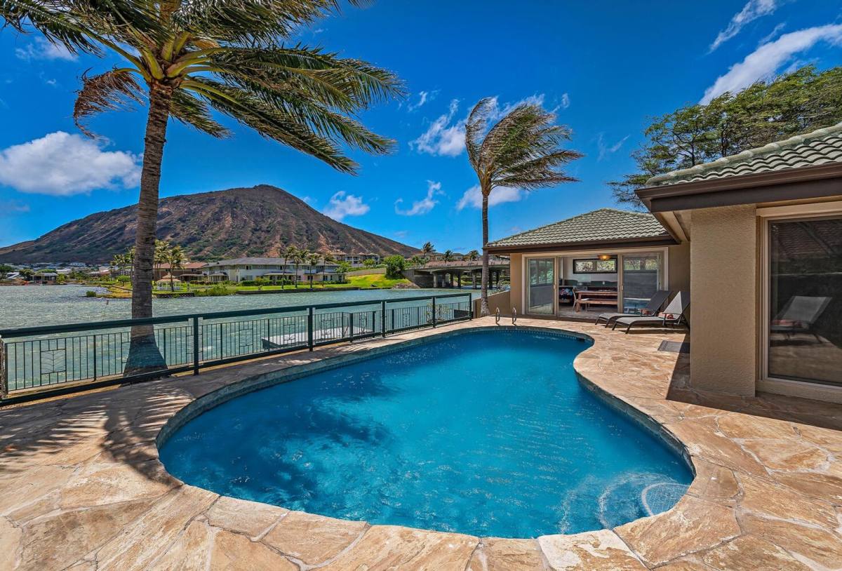 House for rent at 7087 Ehu Wai Place, Honolulu, HI 96825