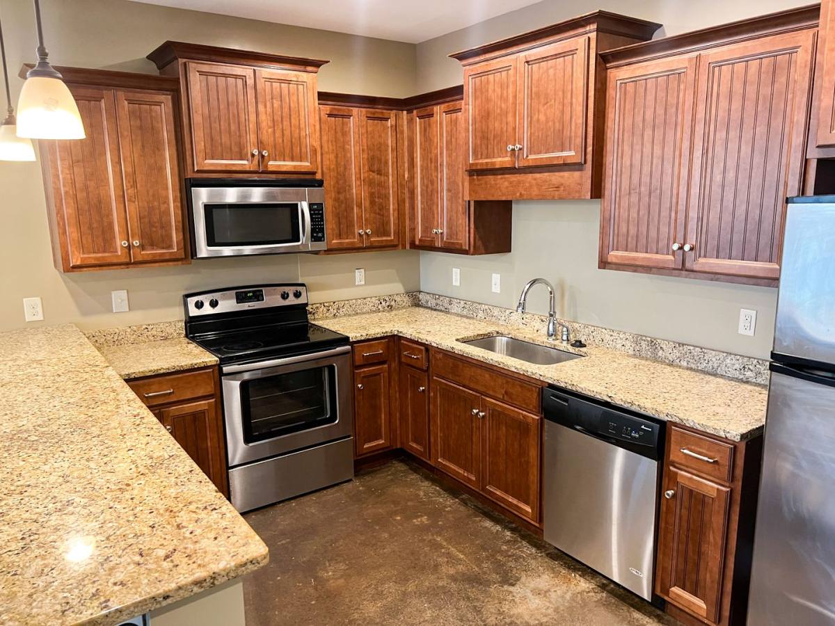 Townhouse for rent at 1726 10th St E, Tuscaloosa, AL 35404