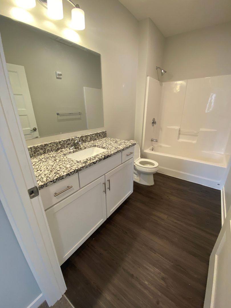 Apartment for rent at 3412 Dodge St, Omaha, NE 68131