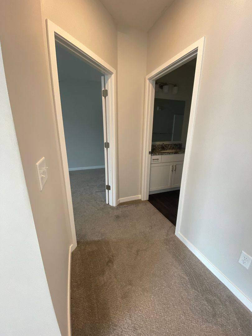 Apartment for rent at 3412 Dodge St, Omaha, NE 68131