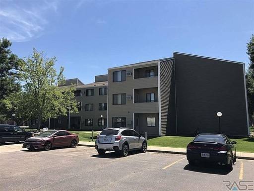 Apartment for rent at 3113 W 12th St, Sioux Falls, SD 57104