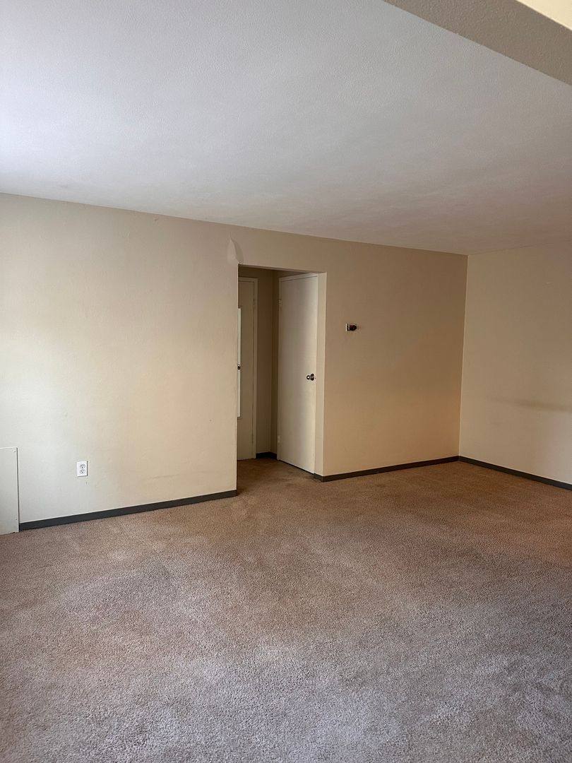 318 8th Ave SE, Minneapolis, MN 55414 - Apartment for Rent - Image 8
