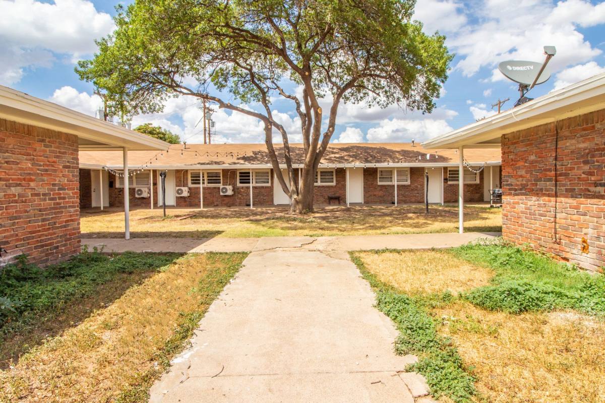 Apartment for rent at 1610 45th St, Lubbock, TX 79412