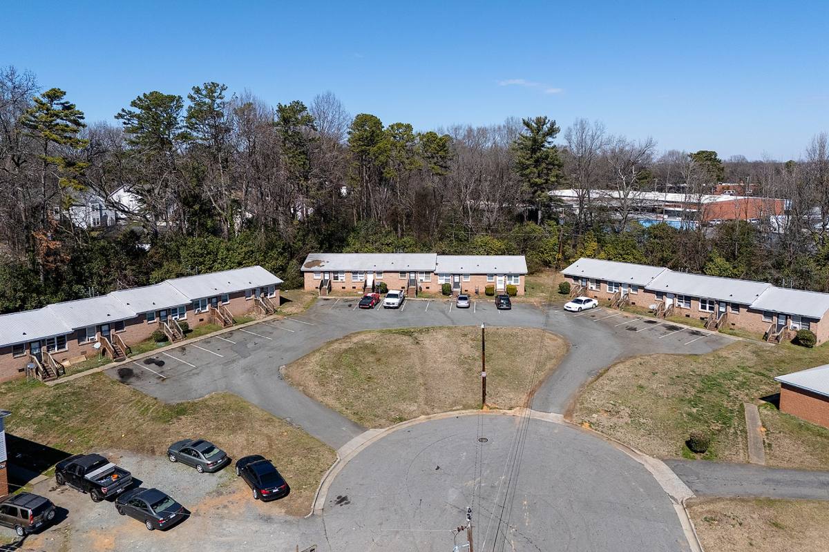 Apartment for rent at 3624 Hashem Dr, Charlotte, NC 28208
