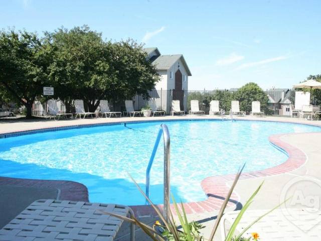 Apartment for rent at 8211 S 87th Plaza #E21, La Vista, NE 68128