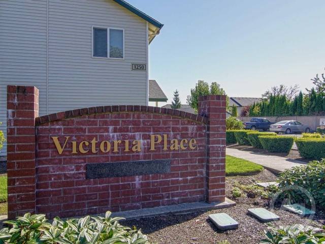 Apartment for rent at 1250 SE Godsey Rd #E11, Dallas, OR 97338