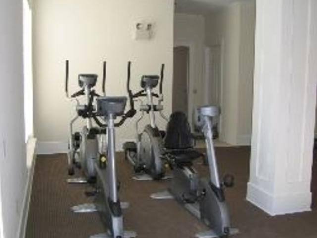 Apartment for rent at 4055 Ridge Ave #E12, Philadelphia, PA 19129