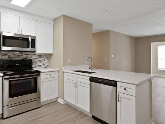 Apartment for rent at 116 E Swathmore Ave #C12, High Point, NC 27263