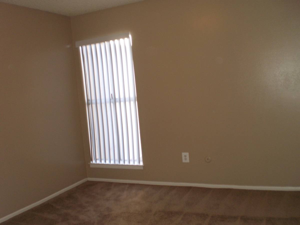 Apartment for rent at 1000 Pacheco Rd, Bakersfield, CA 93307