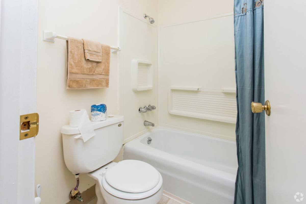 Apartment for rent at 5292 N Lovers Lane Rd, Milwaukee, WI 53225