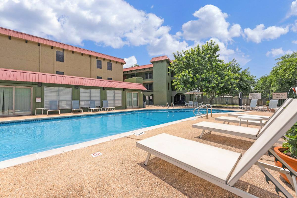 Apartment for rent at Kensington Terrace, 2207 Lawnmont Ave, Austin, TX 78756