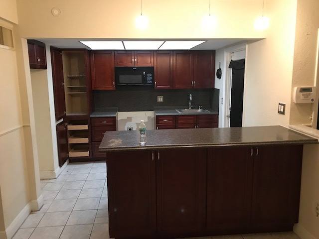 Apartment for rent at 5971 NW 16th Place, Fort Lauderdale, FL 33313